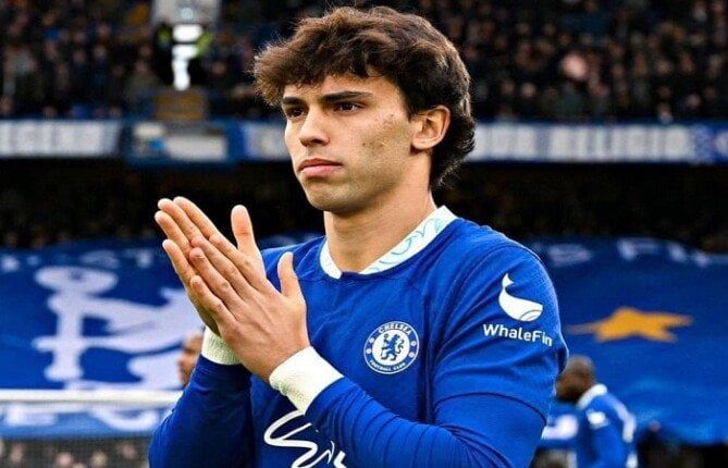 ميلان يعلن إنتهاء إعارة جواو فيليكس ميلان يعلن إنتهاء إعارة جواو فيليكس