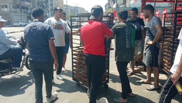 حي زهور بورسعيد يواصل حملاته لإزالة الإشغالات والتعديات بعدد من المناطق السكنية حي زهور بورسعيد يواصل حملاته لإزالة الإشغالات والتعديات بعدد من المناطق السكنية
