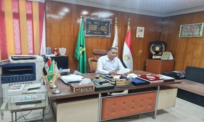 مدير الرياضة بالقليوبية يناقش خطط النشاط الرياضي والاجتماعي