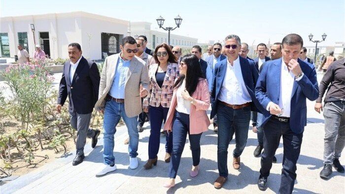 جولة تفقدية لوزراء الإسكان والتخطيط والتنمية المحلية في المدينة التراثية بالعلمين
