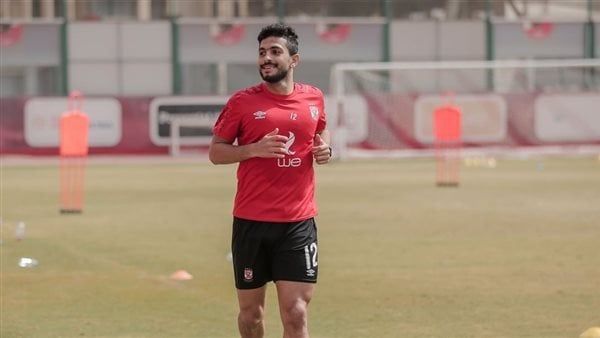 «سكة البهايم».. رسالة غاضمة من أيمن أشرف نجم الأهلي السابق «سكة البهايم».. رسالة غاضمة من أيمن أشرف نجم الأهلي السابق