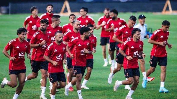ديانج وبن شرقي أساسيين.. تشكيل الأهلي لمواجهة فاركو في الدوري