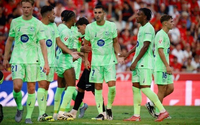 برشلونة يضرب ريال مايوركا بثلاثية في الدوري الإسباني