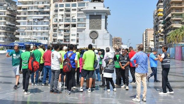 الوفود المشاركة في الدورة الرياضية العربية الأولى تجوب شوارع بورسعيد.. صور الوفود المشاركة في الدورة الرياضية العربية الأولى تجوب شوارع بورسعيد.. صور