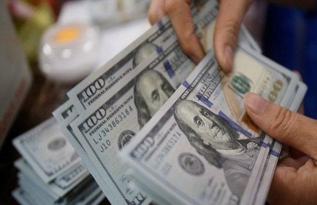 الداخلية تضبط عددا من قضايا الاتجار بالعملة الأجنبية بقيمة 11 مليون جنيه الداخلية تضبط عددا من قضايا الاتجار بالعملة الأجنبية بقيمة 11 مليون جنيه