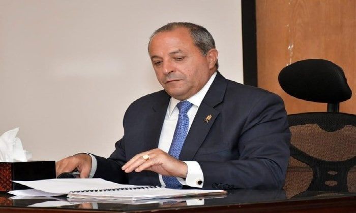 محافظ بورسعيد: اتخاذ الإجراءات القانونية اللازمة حيال فرض جمعية لدفن الموتى رسوم إجبارية على المواطنين