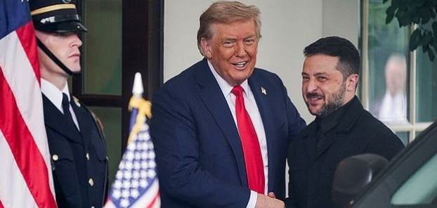 ترامب: لدينا فرصة كبيرة لوقف الحرب بين روسيا وأوكرانيا ترامب: لدينا فرصة كبيرة لوقف الحرب بين روسيا وأوكرانيا