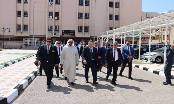 رئيس جامعة الإسكندرية يبحث مع وفد إماراتي الاستعدادات النهائية لافتتاح فرع جديد في أبوظبي رئيس جامعة الإسكندرية يبحث مع وفد إماراتي الاستعدادات النهائية لافتتاح فرع جديد في أبوظبي