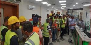 الاستعلام عن منحة عيد العمال بالزيادة للعمالة غير المنتظمة - الكويت الاخباري