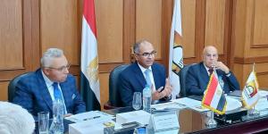 نائب وزير الإسكان يبحث تحديث منظومة أكواد مياه الشرب والصرف الصحي - الكويت الاخباري