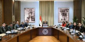 رئيس الوزراء يتابع مع وزير الإسكان الموقف التنفيذي للمشروعات - الكويت الاخباري