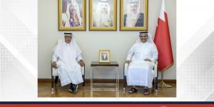 وزير الإعلام يستقبل رئيس جمعية الصحفيين البحرينية ويشيد بالدور البارز للجمعية في الارتقاء بالصحافة الوطنية - الكويت الاخباري