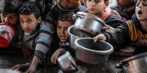 رضيعة فلسطينية تموت جوعا بين ذراعي أمها في غزة المحاصرة - الكويت الاخباري
