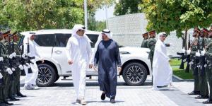 أمير قطر ورئيس الإمارات يبحثان العلاقات الأخوية والتطورات الإقليمية - الكويت الاخباري