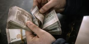 استقرار في سعر صرف الليرة السورية مقابل الدولار اليوم الأحد - الكويت الاخباري