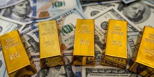 سعر الذهب والدولار الآن.. استقرار «الأصفر» وتراجع «الأخضر» - الكويت الاخباري