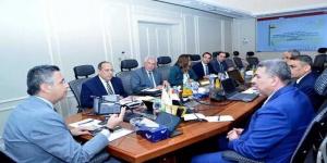 وزير التموين يجتمع مع رئيس مجلس إدارة شركة قها للأغذية المحفوظة لمتابعة خطط دعم السوق - الكويت الاخباري