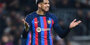 مانشستر يونايتد يستهدف التعاقد مع أراوخو من برشلونة فى الصيف - الكويت الاخباري