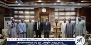 محافظ المنيا: المرحلة الثانية من مبادرة توفير منظومة نقل آمنة تضيف 10 ميكروباصات جديدة لخطوط قرى ديرمواس - الكويت الاخباري