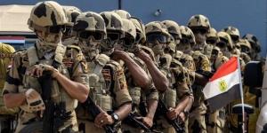 «مصطفى بكري» لرجل أعمال شهير: الجيش المصري يقدم تضحيات بالدم وأنت تربح المليارات - الكويت الاخباري
