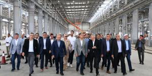 مدبولى يتفقد مصنع الشركة الوطنية المصرية لصناعات السكك الحديدية - الكويت الاخباري