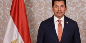 وزير الرياضة يهنئ عمرو حسين بفوزه برئاسة الاتحادين العربي والإفريقي لكرة السرعة - الكويت الاخباري