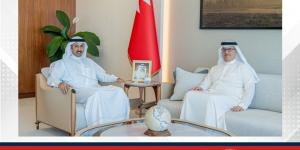 وزير المواصلات والاتصالات يستقبل رئيس مجلس إدارة شركة خدمات مطار البحرين (باس) - الكويت الاخباري
