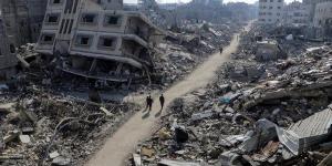 استشهاد 12 فلسطينيا في غارات إسرائيلية على خان يونس - الكويت الاخباري