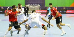 الأهلى يهزم الزمالك ويصل لنهائي كأس السوبر الأفريقى لليد - الكويت الاخباري