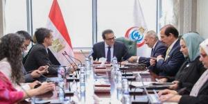 وزير الصحة يبحث مع وفد البنك الدولي تعزيز التعاون في ملف التنمية البشرية - الكويت الاخباري