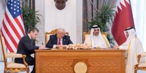 أمير قطر وترامب يشهدان توقيع اتفاقيات في مجالي الطيران والدفاع - الكويت الاخباري