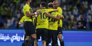 الاتحاد يتوج بلقب دوري روشن بثلاثية في شباك الرائد ـ عاجل - الكويت الاخباري