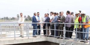 مشروعات حياة كريمة.. وزير الاسكان يزور الشرقية ويتفقد الصرف الصحي بميت جاير.. والمحافظ: نتابع التنفيذ لسرعة دخول الخدمة - الكويت الاخباري