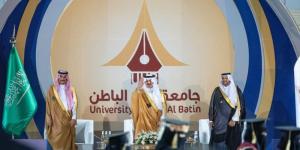 أمير المنطقة الشرقية يرعى حفل تخريج 4966 طالباً وطالبة من جامعة حفر الباطن - الكويت الاخباري