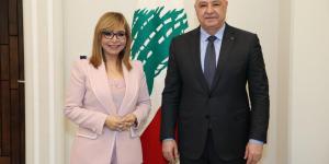 لميس الحديدي تحاور الرئيس اللبناني في "كلمة أخيرة"..غدا - الكويت الاخباري