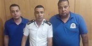 مسعفان ببورسعيد يسلمان 110 ألف جنيه عُثر عليها داخل سيارة حادث مروع على محور 30 يونيو - الكويت الاخباري