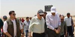 وزير الرى ومحافظ أسوان يتفقدان مشروع " سيل" بقرى وادىالصعايدة بإدفو - الكويت الاخباري