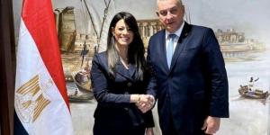 المشاط تلتقي المفوض الأوروبي للشراكات الدولية لبحث سبل تعزيز العلاقات الاقتصادية مع «فريق أوروبا - الكويت الاخباري