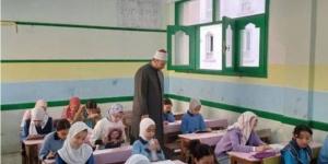 اليوم.. طلاب الابتدائية والإعدادية الأزهرية يؤدون امتحان "الإنجليزى والجبر" - الكويت الاخباري