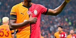 أوسيمين يضع شرطاً للانتقال إلى الهلال في الميركاتو الصيفي ـ عاجل - الكويت الاخباري