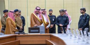 أمير المدينة يتفقد مركز العمليات الأمنية الموحدة (911) - الكويت الاخباري