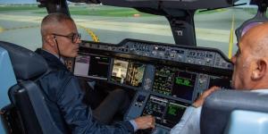 تفقد تجميع طائرات A350.. وزير الطيران يزور مصنع إيرباص في تولوز - الكويت الاخباري