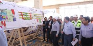 وزير الصناعة والنقل يتفقد الخط الثاني للقطار الكهربائي السريع - الكويت الاخباري