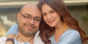 من أمام الاهرمات..كارول سماحة توجه رسالة مؤثره بعد وفاة زوجها لابنتها - الكويت الاخباري