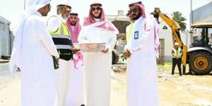 محافظ الطائف يتفقّد أعمال توسعة شارعي شهار والستين - الكويت الاخباري