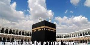 بعثة القرعة تساعد حاجة مريضة على آداء عمرة القدوم - الكويت الاخباري