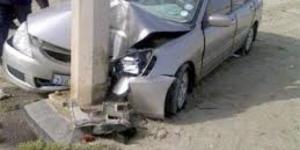 إصابة 4 أشخاص في تصادم سيارة بـ عامود إنارة بصلاح سالم - الكويت الاخباري