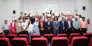 كلية الآداب في جامعة الزيتونة تعلن نتائج مسابقة الكتابة الحرة باللغة الإنجليزية بمشاركة أربع كليات - الكويت الاخباري