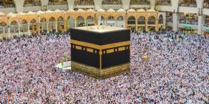 السعودية: 100 ألف ريال غرامة نقل حاملي تأشيرات الزيارة إلى مكة والمشاعر - الكويت الاخباري
