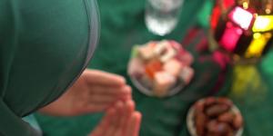 فقه المرأة..هل يجوز قضاء أيام رمضان فى العشر من ذي الحجة؟ #دين وحياة #دار الإفتاء - الكويت الاخباري